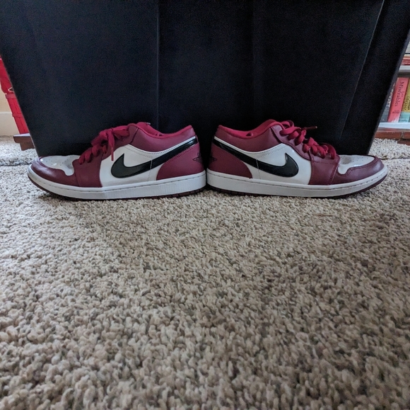 Nike Air Jordan 1 Low/Air Low/Maroon Red